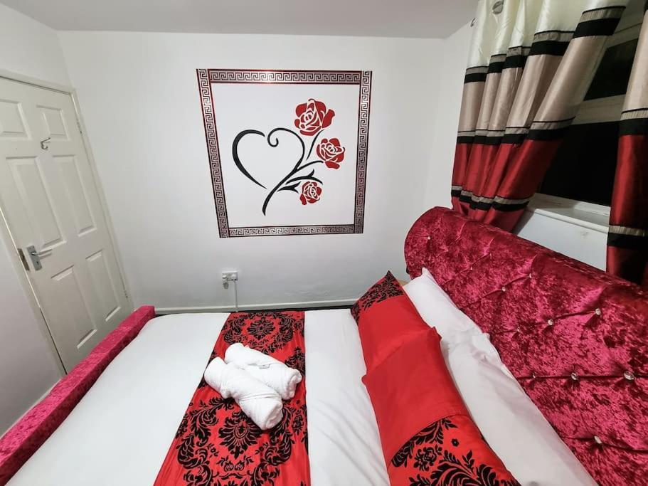 *C.Sani* Setup For Your Most Relaxed & Amazing Stay + Free Parking + Free Fast Wifi * ลีดส์ ภายนอก รูปภาพ
